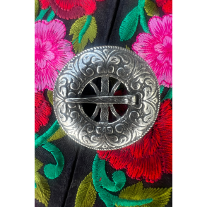 Brosje til bunad og festdrakt - Solveig - Oksidert